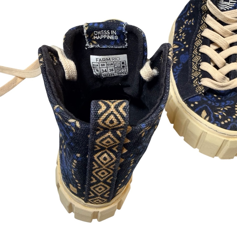 Farm Rio Mid FlatForm Sneaker Macaw Forest in Black Women’s Size 6/ 36 - Picture 3 of 7